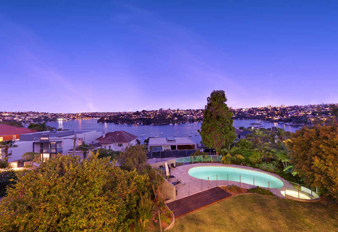 A Premier Address with Middle Harbour Panoramas 